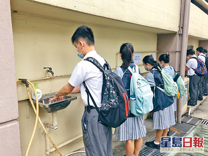 逾600校申請政府津貼換感應式水龍頭。資料圖片