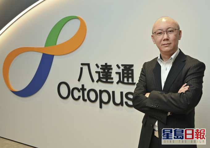 李俊明表示,八達通正與大灣區相關機構商討參與適用於內地二百多個城市的「一卡通」,最快今年底至明年初,分階段實施。蔡建新攝