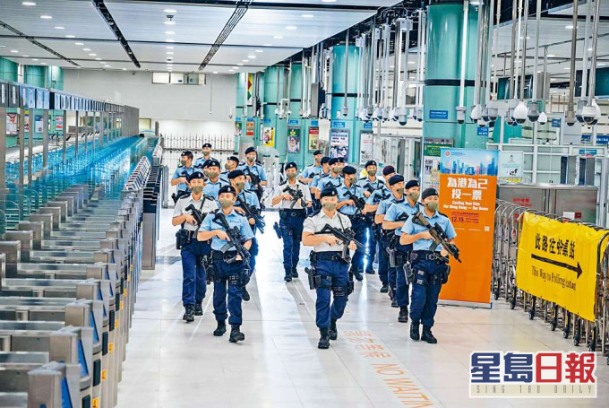■警方動用三大反恐部隊,參與巡邏全城票站任務,範圍包括設立在邊境管制中心的票站。
