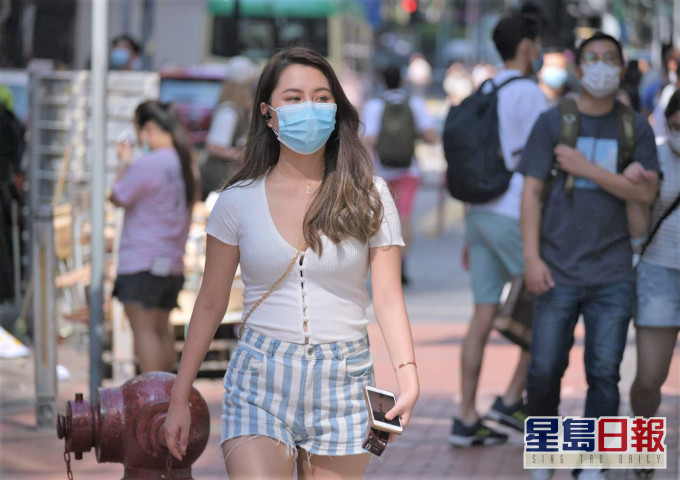 本港连日天晴。