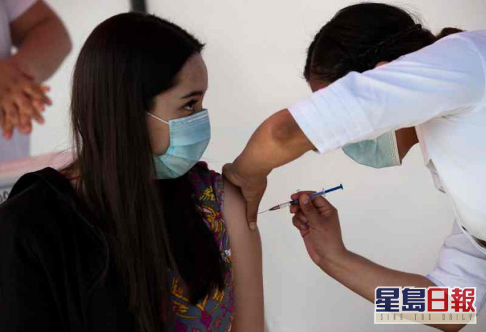 墨西哥在上月24日起为优先为医护人员优先接种。AP