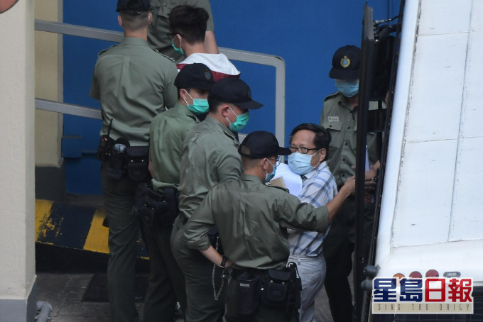 被告何俊仁。
