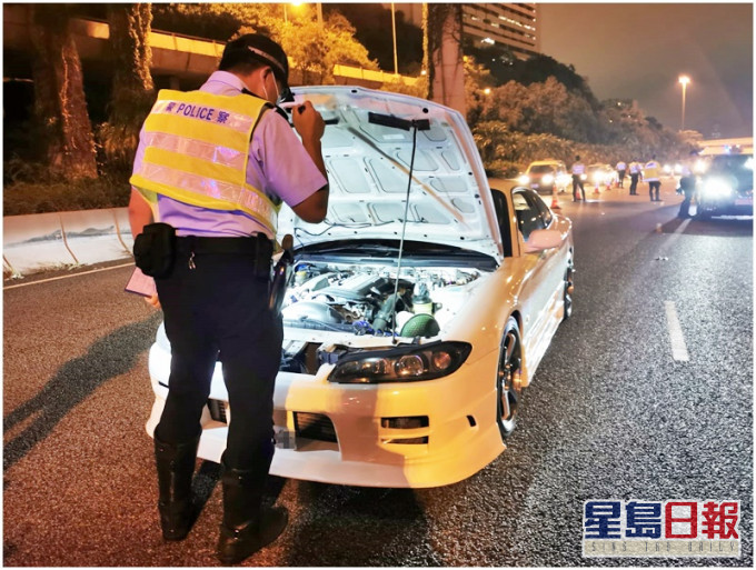 行動中,警員共向403名超速駕駛的司機發出定額罰款通知書。