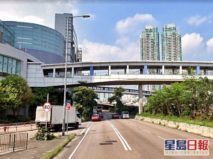 長沙灣連翔道一名的士司機被發現在車內燒炭。資料圖片