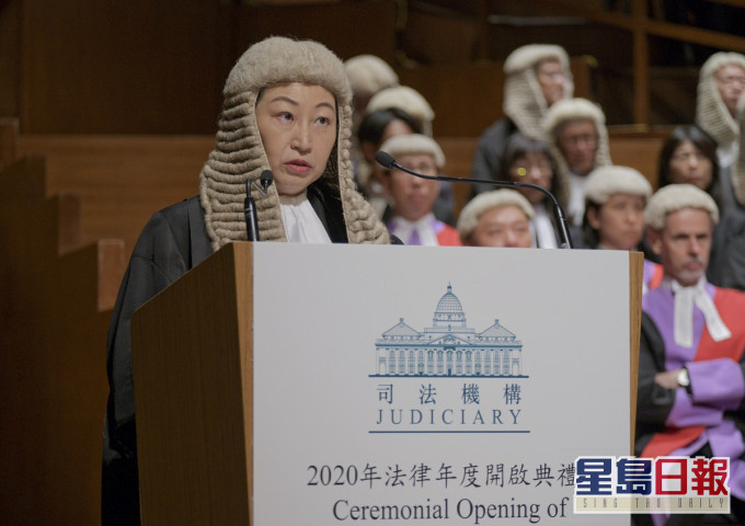 鄭若驊感謝司法部因應疫情增設香港考場。資料圖片