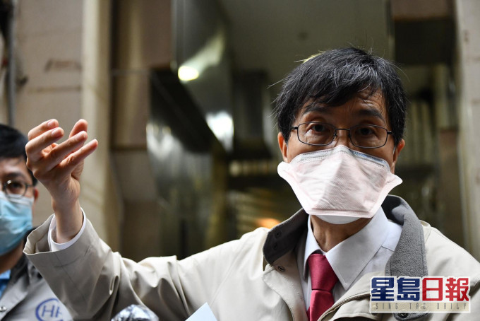袁國勇呼籲市民疫情下避免開面向天井窗戶。