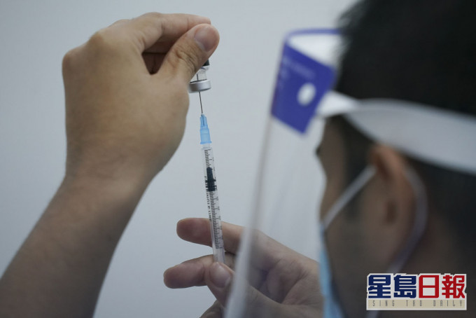 美國最快一周內批准為青少年接種BioNTech疫苗。AP圖片