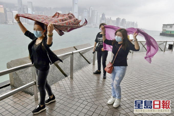 天文台料今年有5至8個熱帶氣旋靠近香港。資料圖片