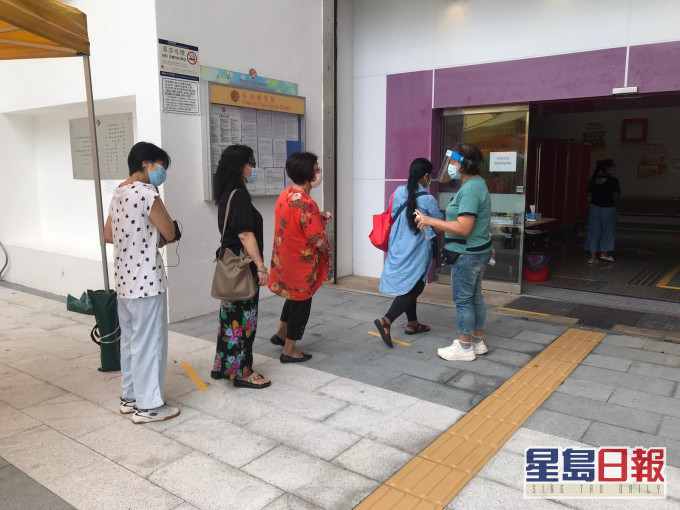 長洲體育館今起投入服務