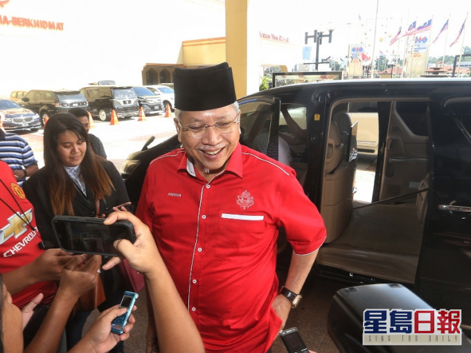 巫統總秘書丹斯裡安努亞慕沙(Annuar Musa)。