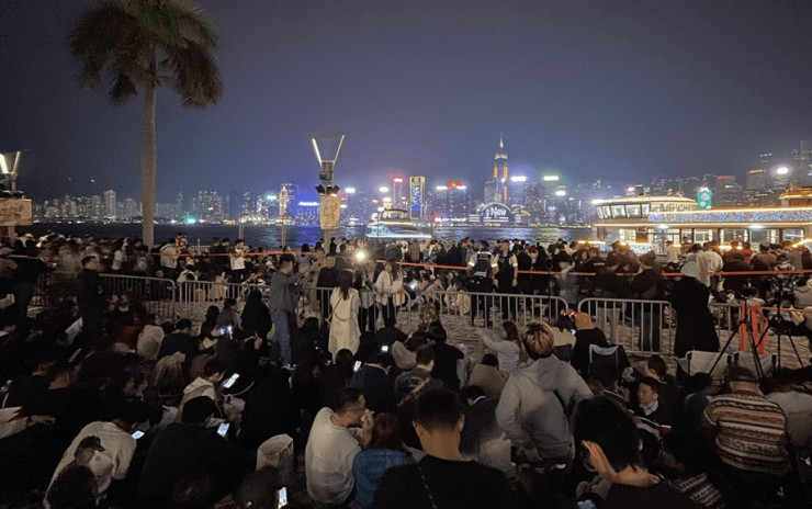 除夕倒數2025｜港鐵：為配合人潮管制 尖沙咀及尖東多個出入口暫時關閉