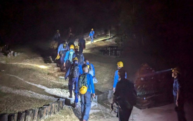 大东山两男女行山迷路 救援人员2小时后成功寻回