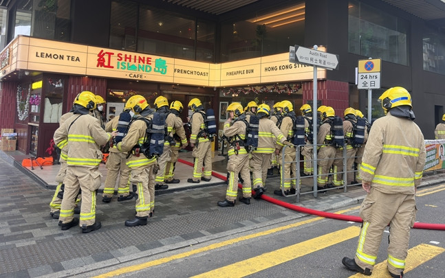 油麻地餐廳火燒油煙槽冒燶煙 食客慌忙逃生