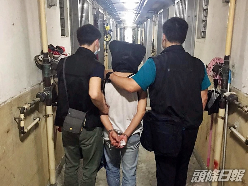 警方以涉嫌「爆竊」、「企圖爆竊」及「偷竊」拘捕該名46歲姓梁男子。警方圖片