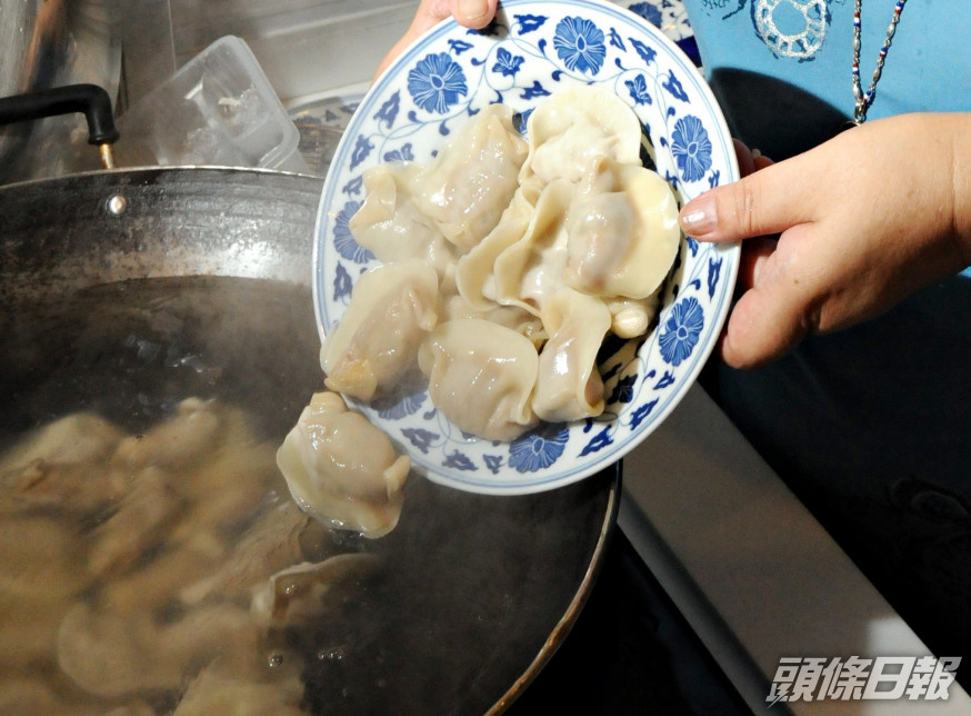 網民的女友沉醉於自製奇怪口味的愛心水餃,但網民卻食到怕。示意圖片