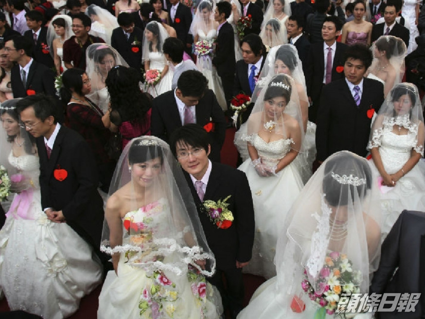 台灣適婚人口之中,有逾四成人未婚。(美聯社)
