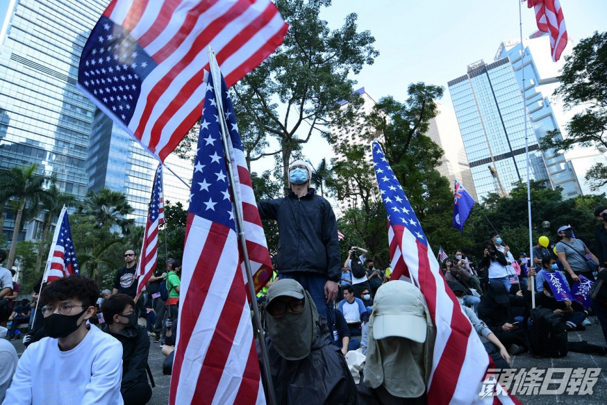 央視評論指,中方將徹底清理美西方的政治代理人,堅定對等反制美西方的制裁,讓美方干預香港政治的那一幕成為永遠的過去。資料圖片