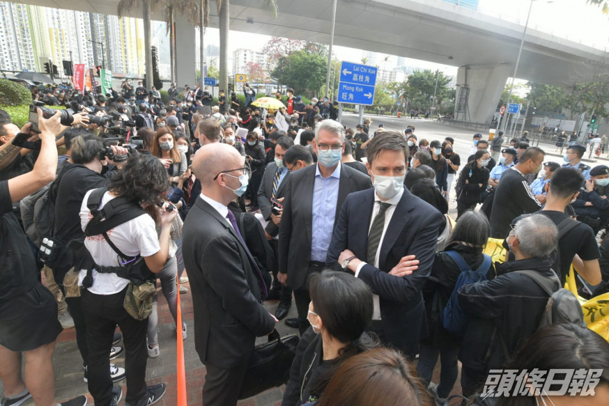 多國領管人員歐盟駐港代表到場。