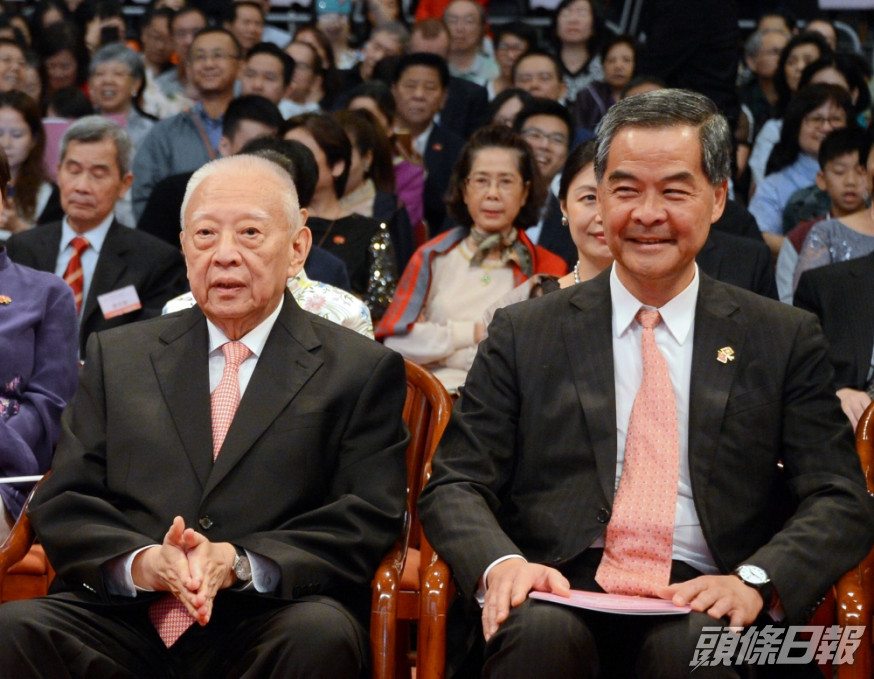 另一個安排,就是採用「雙召集人」制度,由董建華及梁振英雙雙出任「總召集人」,以確保選委會運作周全。資料圖片