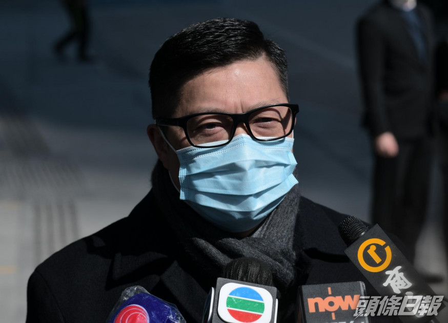 鄧炳強指對昨日有中大學生襲擊保安員感到心痛。