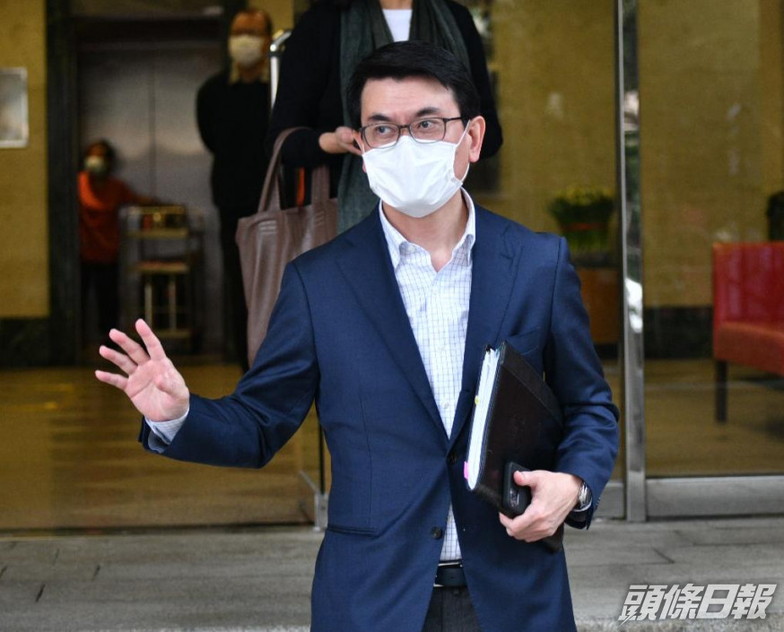 邱騰華指市民打疫苗後,也暫未能憑針卡到處遊世界。