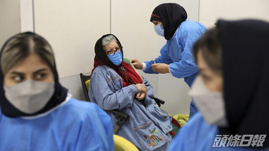 伊朗至今共有5300多萬人接種了兩劑疫苗。AP