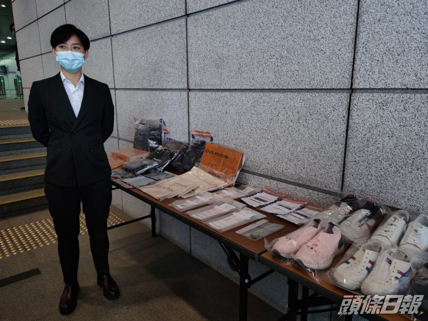 高級督察洪諭因講述案情。梁國峰攝