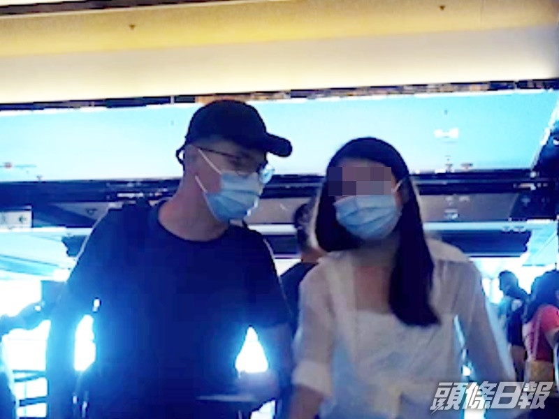 黃之鋒被揭與女友酒店「爆房」。東周刊圖片