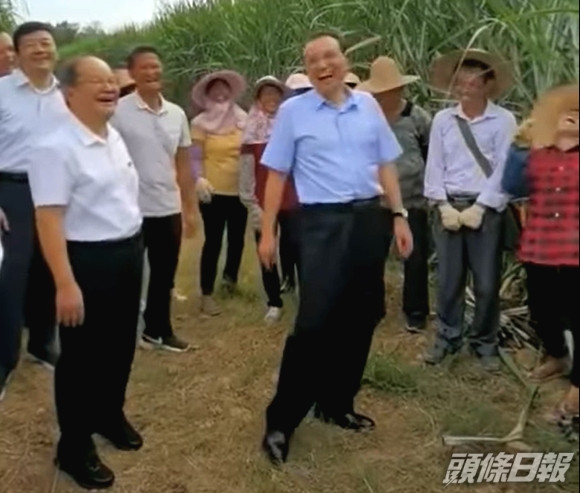 農婦笑說農村娶媳婦太難引得哄堂大笑。影片截圖