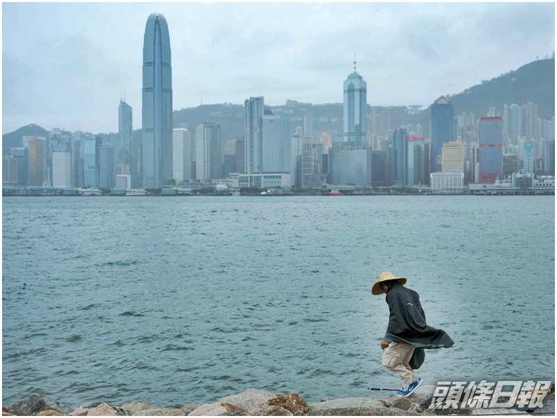 本港過去一年風雨飄搖,先後出現修例風波及新冠肺炎疫情。資料圖片