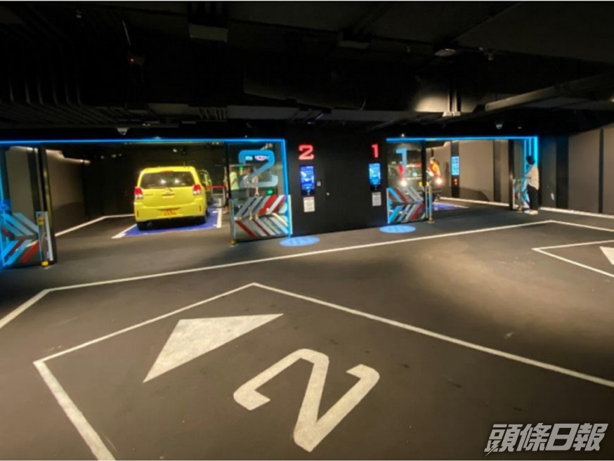 科學園率先試行全港首個配備電動車充電設施的自動泊車系統 – 「智動泊」。科學園提供