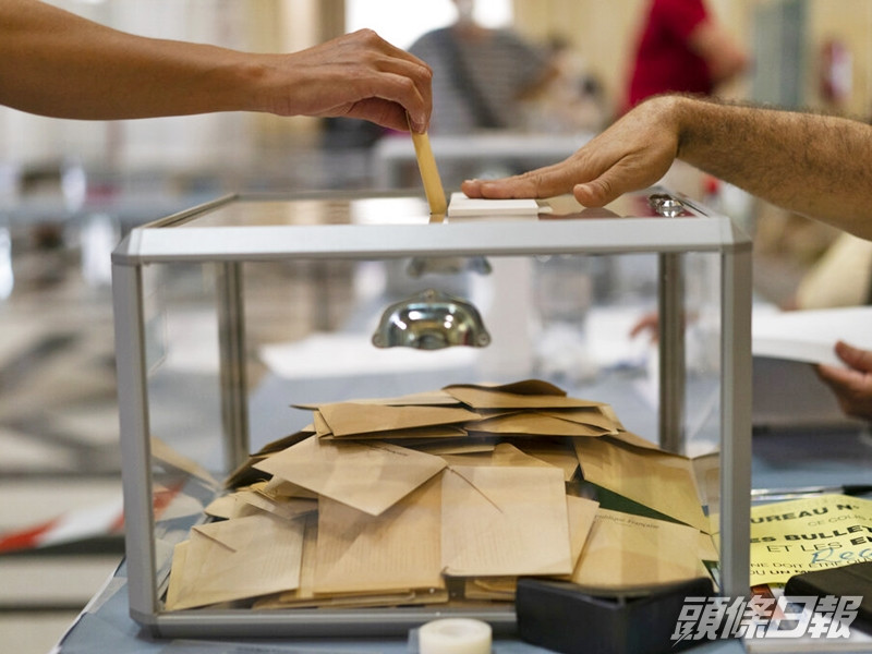 法國舉行地方選舉第一輪投票,被視為明年總統選舉前哨戰。AP圖片
