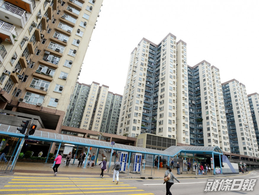 一名中年婦疑冒認家長接放學,港媽目擊女兒險遭抱走稱嚇到手心冒汗。資料圖片