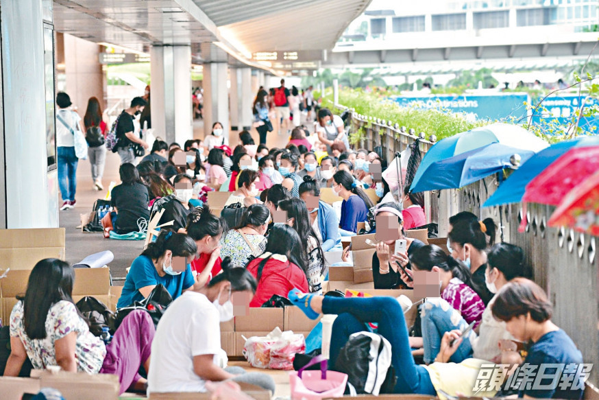 外傭中介料停航期間至少1500菲傭未能來港。 資料圖片