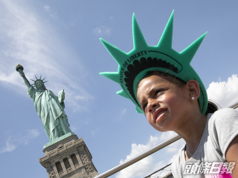 紐約市進入第4階段重啟,自由神像重新開放。AP