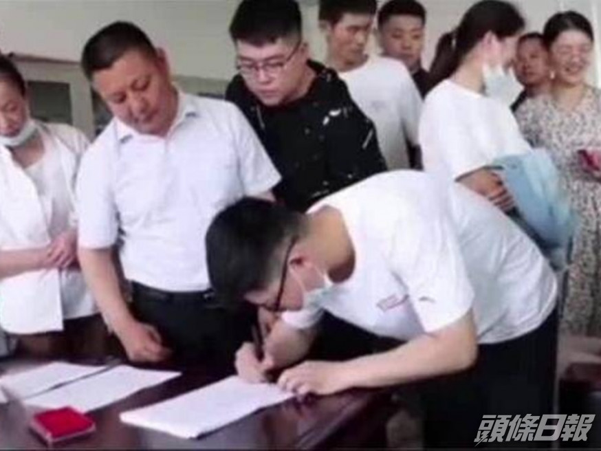 山東臨沂巿南村向22歲以上的男女,免費分配120平方米的婚房。網上圖片