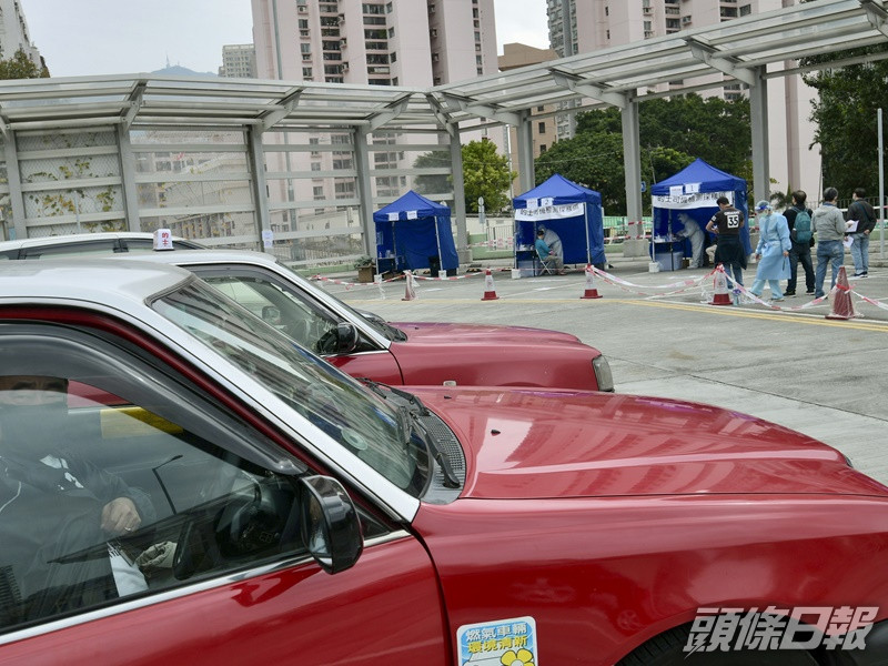 運輸署宣布由下周一起為的士司機等提供免費檢測。資料圖片