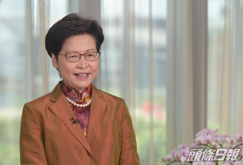 林鄭月娥指港經濟今年首季明顯改善。政府圖片