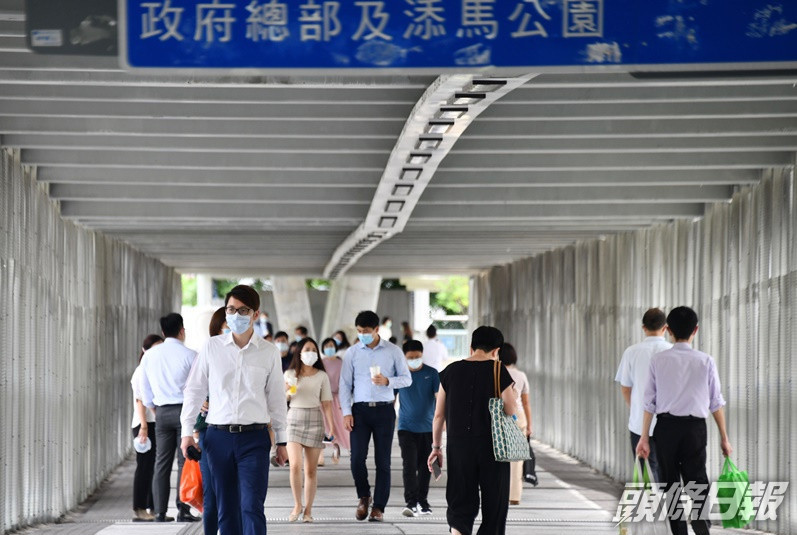 因應政府實施公務員在家工作安排,政府各部門服務有新安排。資料圖片