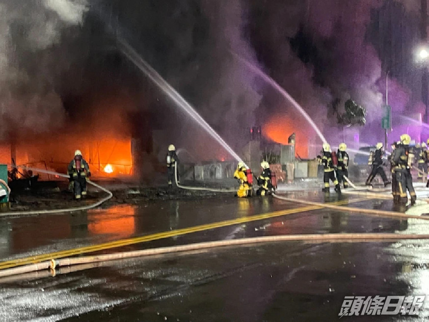 高雄城中城凌晨發生大火,有9樓的住客成功逃生。 (網上圖片)