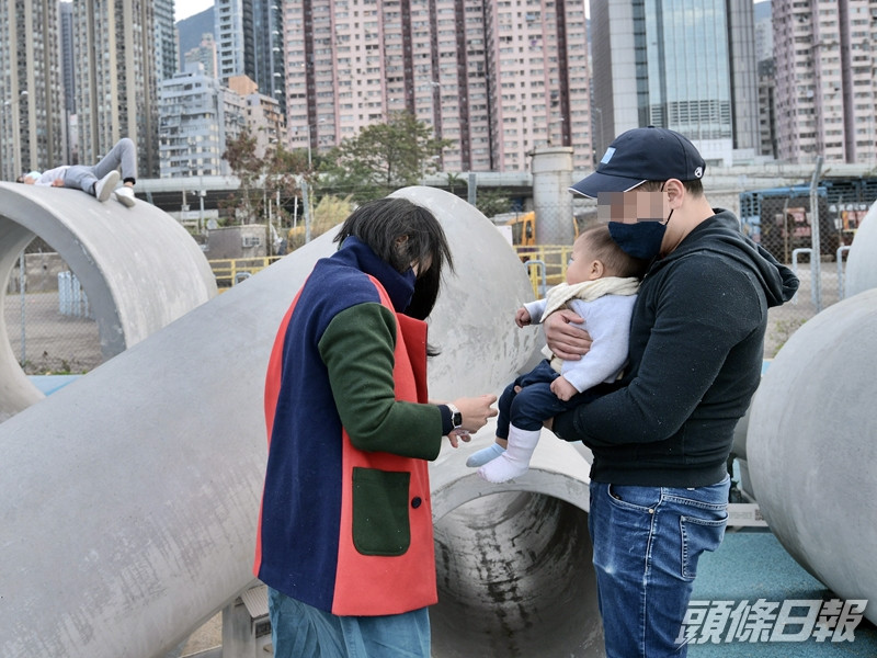 有網民指一名港爸同事為「追仔」而經常跟老婆吵架。資料圖片(示意圖)