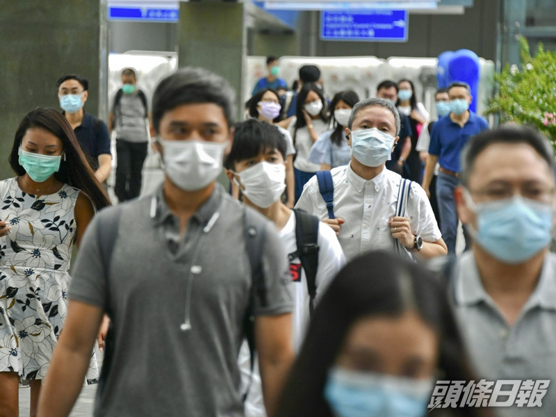 新入職公務員必需簽署效忠聲明。