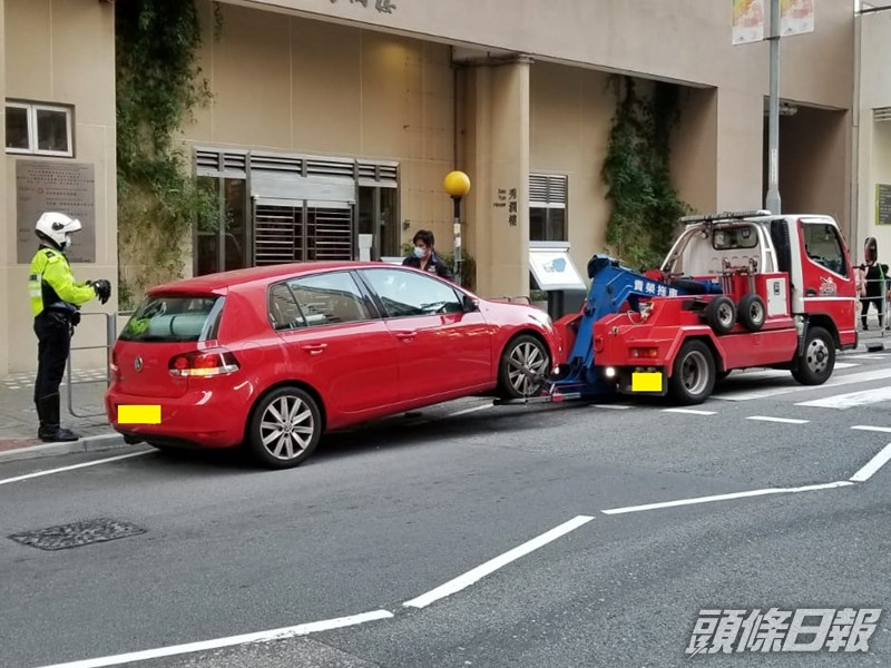 警方於東九龍反違泊。資料圖片