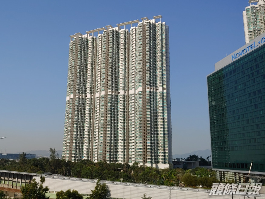 東涌海堤灣畔2座被納入強檢名單。資料圖片