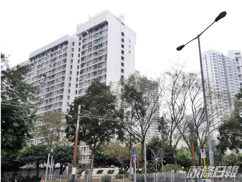 現場為屯門良景邨一商場。資料圖片