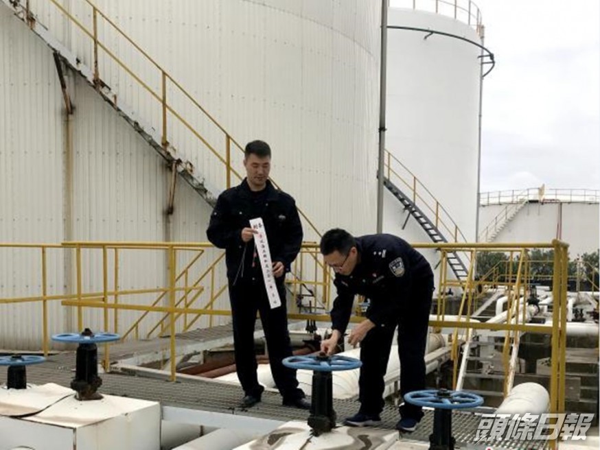 浙江寧波海關於2019年破獲一個成品油走私組織,扣查逾17萬噸成品油。浙江寧波海關圖片