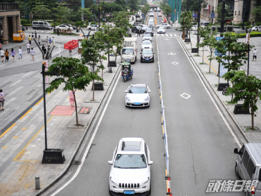 廣州巿民眾今日搭乘公共交通工具會被要求檢查健康碼。 (資料圖片)