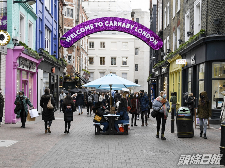 英國人權委員會批疫苗護照或造成間接歧視。AP圖片