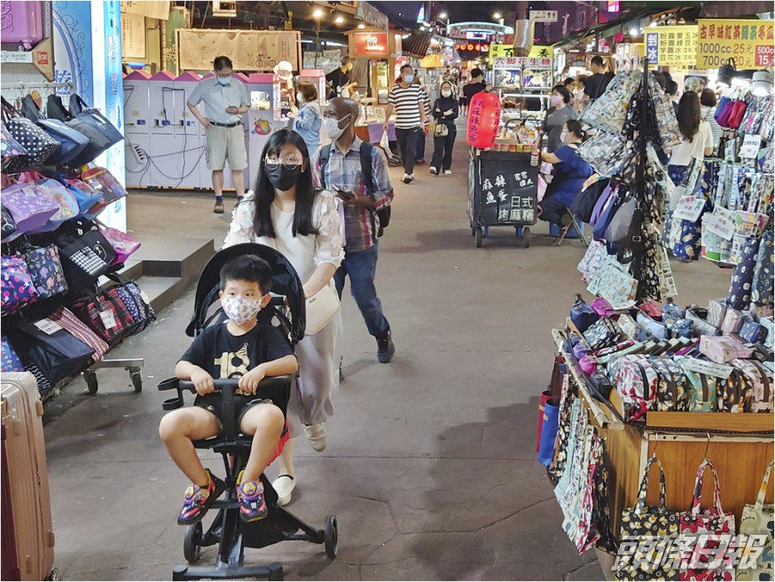 四個感染群組均涉及英國變種病毒。AP