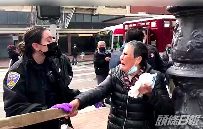 當日婆婆手持木棍一幕令人印象深刻。